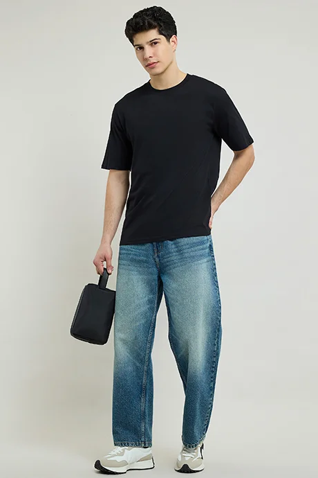أر أند بي Solid T-Shirt with Crew Neck and Short Sleeves