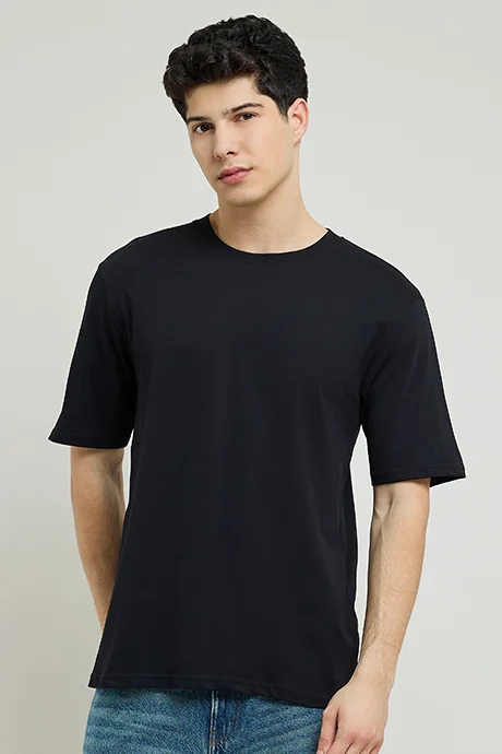 أر أند بي Solid T-Shirt with Crew Neck and Short Sleeves