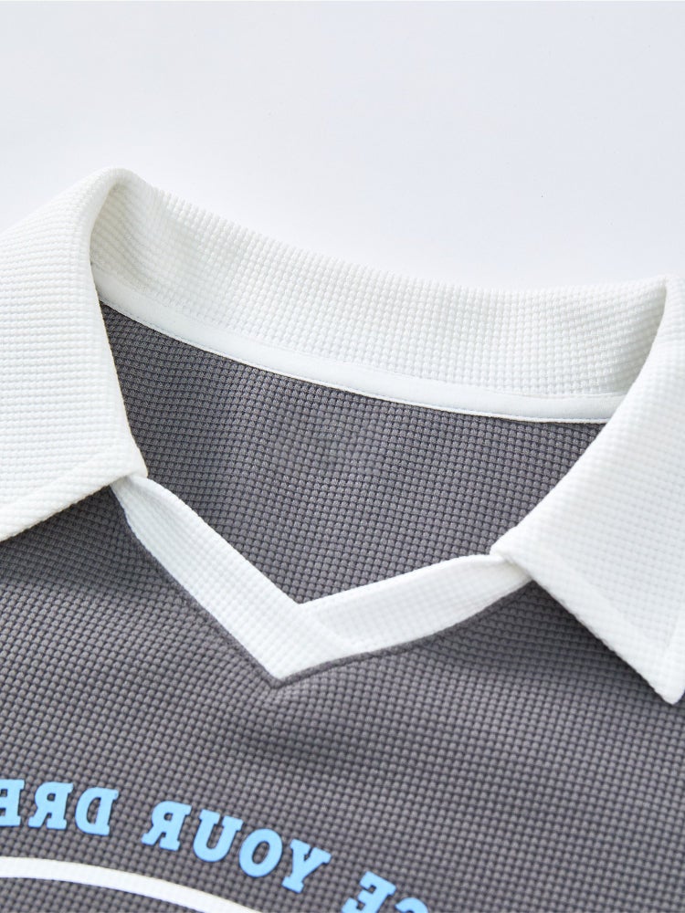 بالابالا تيشيرت بولو بأكمام قصيرة بنسيج منقوش وياقة كلاسيكية متباينة اللون للأولاد - Image 3