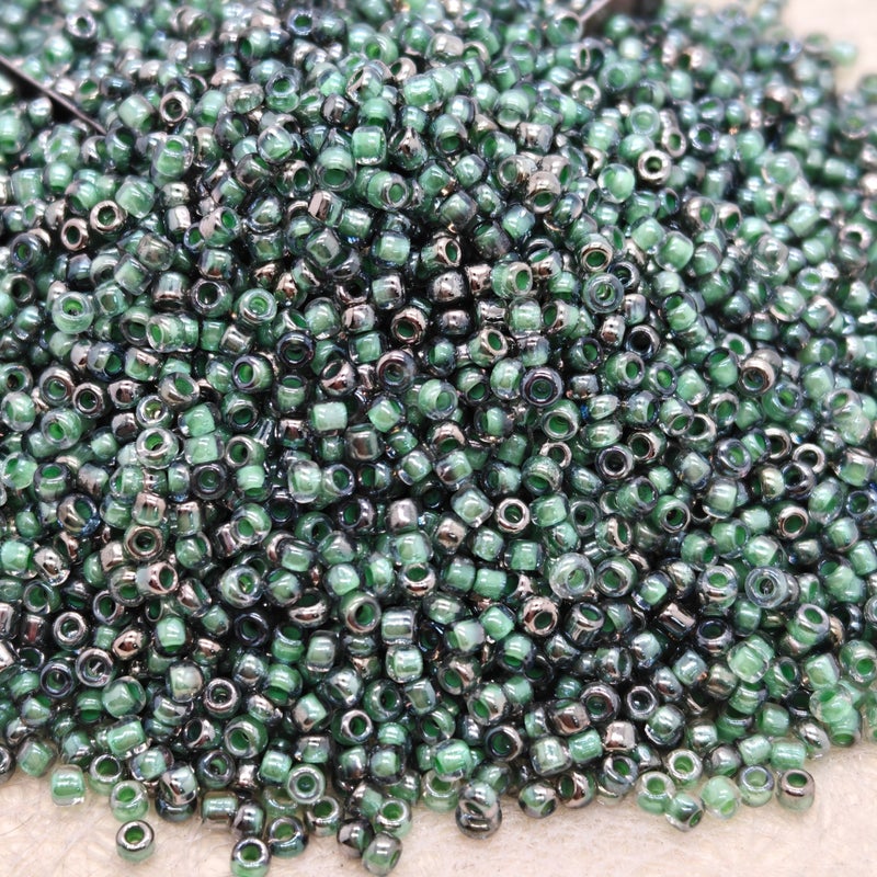 مجموعة ملحقات الخرز حوالي 500 قطعة، نصفها ذهبي ونصفها وردي غامق، خرز زجاجي مستدير متعدد الألوان، نمط بوهيمي، خرز سائب مناسب لصنع القلائد الإبداعية، سلاسل الخصر، مشاريع الحرف اليدوية، التطريز على الملابس والإضافات. - Image 5