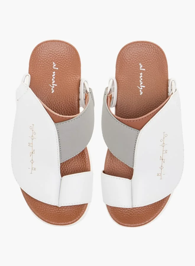 الواحة Boys Embroidered Slip-On Arabic Sandals with Toe Loop Detail