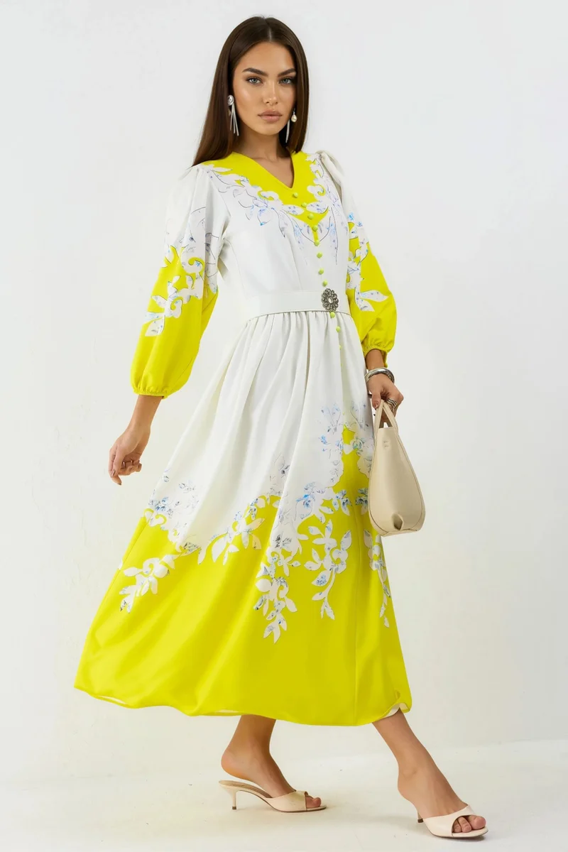 جينيفر Floral Maxi Dress with V-Neck and Button Detail