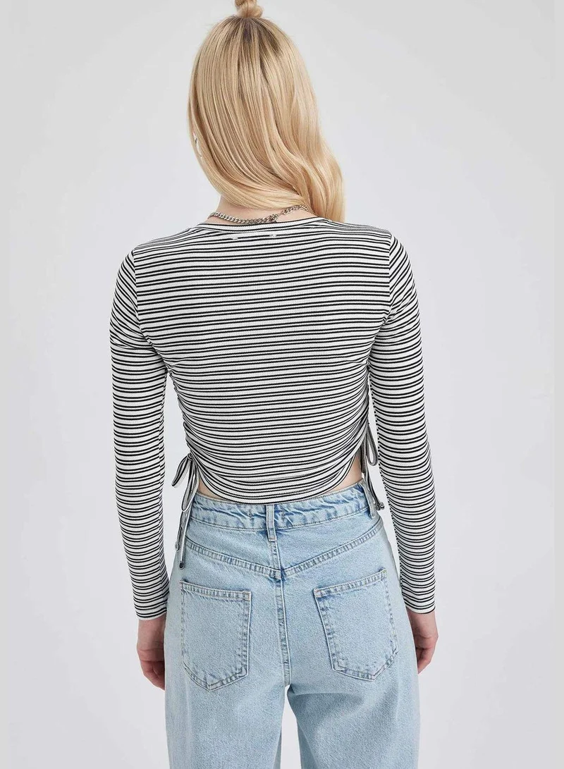 ديفاكتو Woman Crew Neck Knitted Long Sleeve T-Shirt