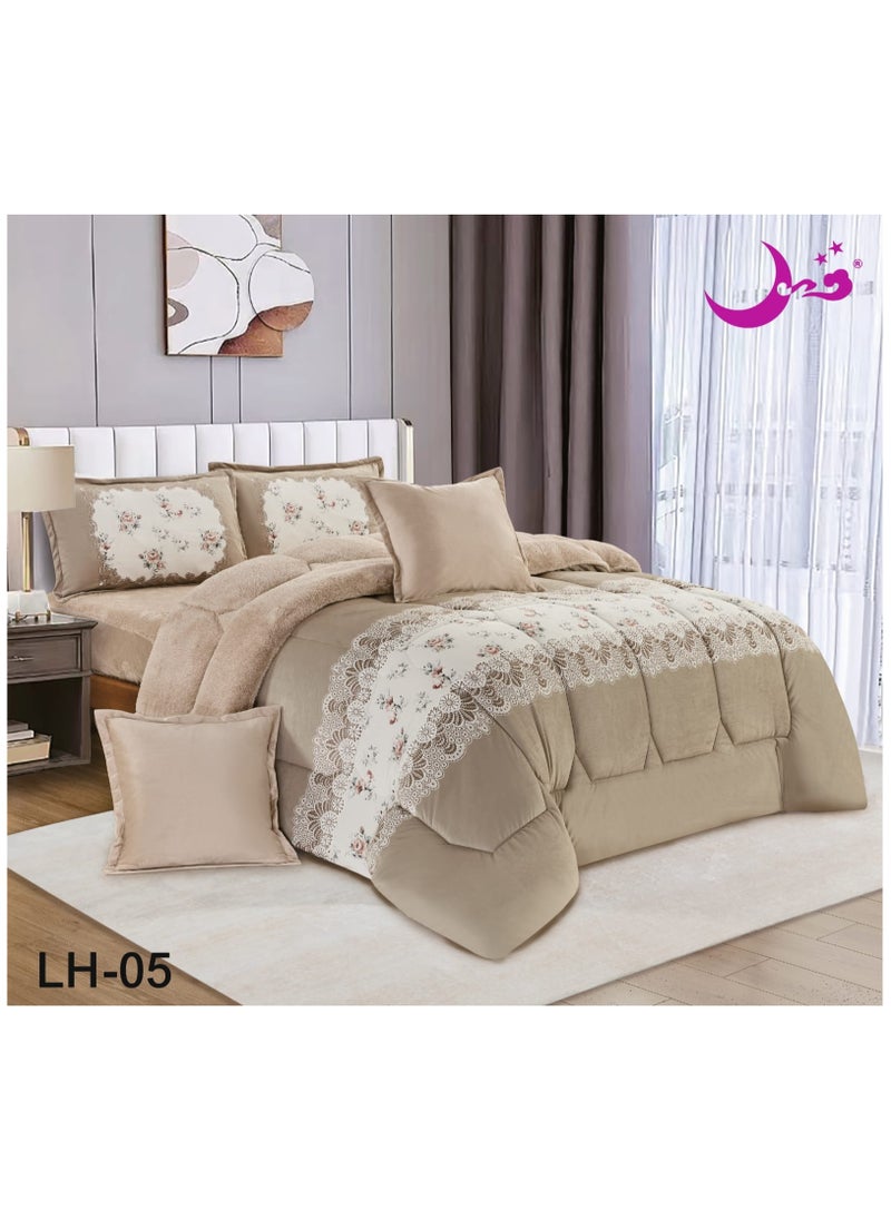 6 Piece Winter Royal Comforter One Velvet Side And One Side Fur King Size 220x240 cm - pzsku/ZA7769499949D1366B746Z/45/_/1728719319/0b958b4c-3143-4fa3-8fcf-12b045ac3759