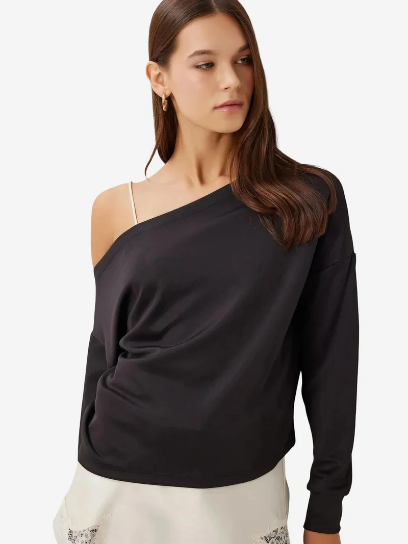 Lovely Istanbul ISTANBUL Asymmetrical Collar Loose Fit Blouse