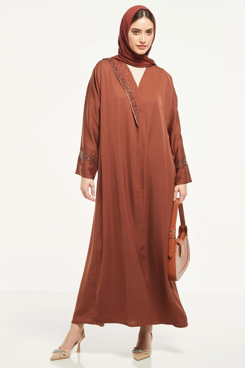 Moistreet Embellished Flared Sleeve Abaya