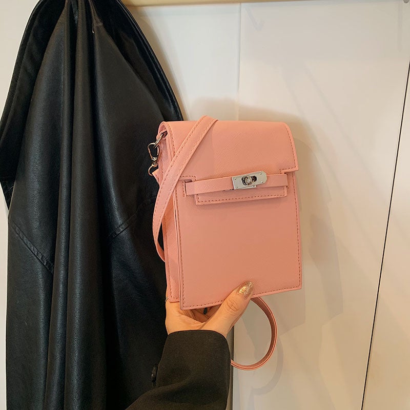 Western Style Small Bag Women'S Fashionable Crossbody Bag Instagram Niche Design Lock Buckle Mobile Phone Bag - Image 4