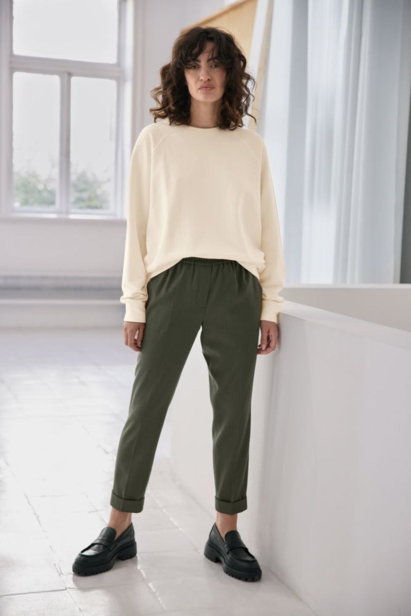 Tchibo Women Regular Fit Solid Casual Pants, Olive - Image 1
