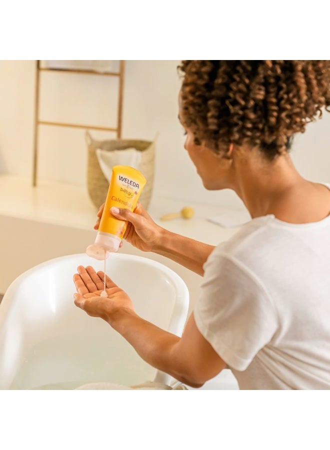Weleda شامبو وغسول جسم لطيف 2 في 1 للأطفال من كاليندولا، 6.8 أونصة سائلة، منظف غني بالنباتات مع كاليندولا وزيت اللوز الحلو - Image 3