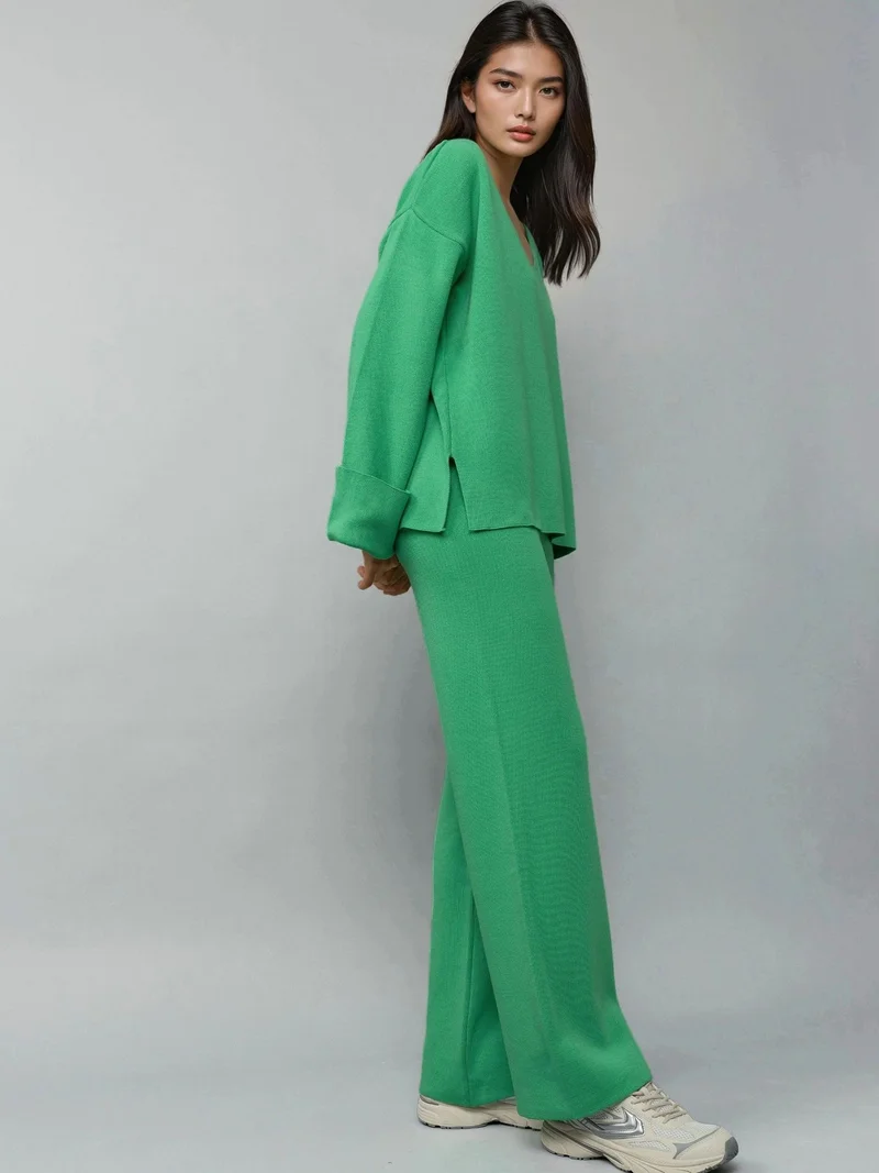 موضتي طقم سترة برقبة على شكل حرف  وبنطلون عالي الخصر من ماي فاشن