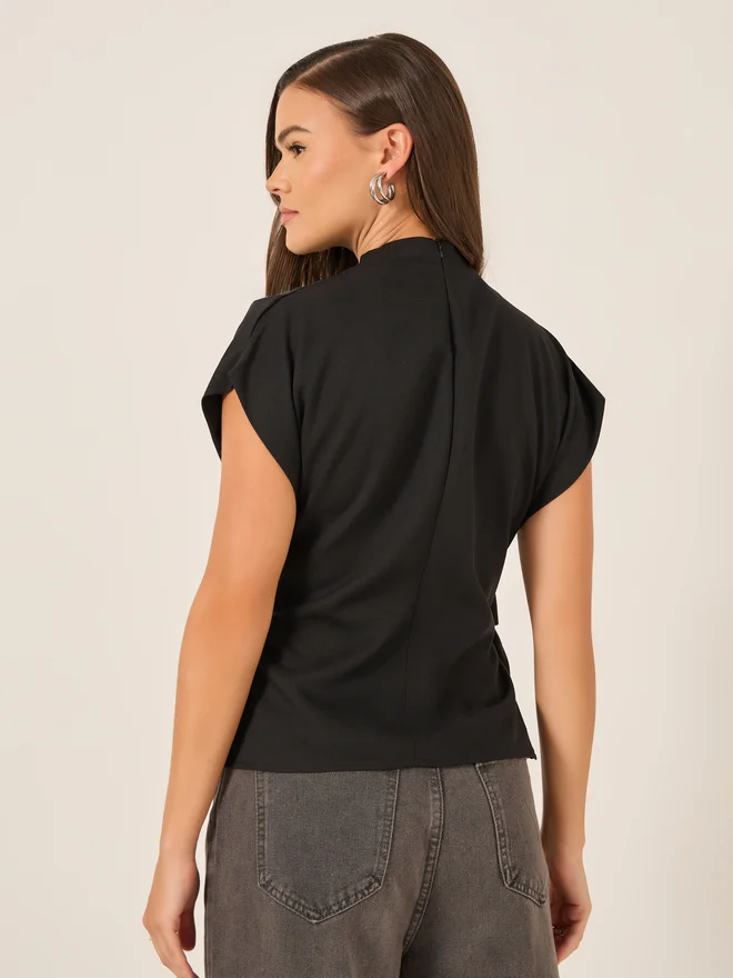 Styli Styli High Neck Sleeveless Belted Top