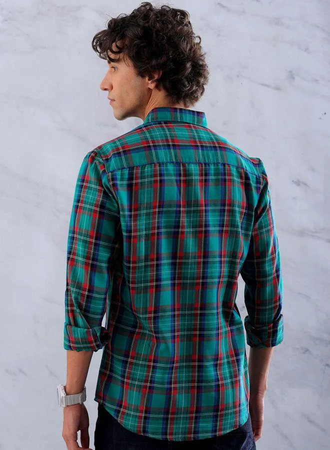 The Indian Garage Co Men Slim Fit Checkered Full Sleeves Cutaway Collar Casual Shirt