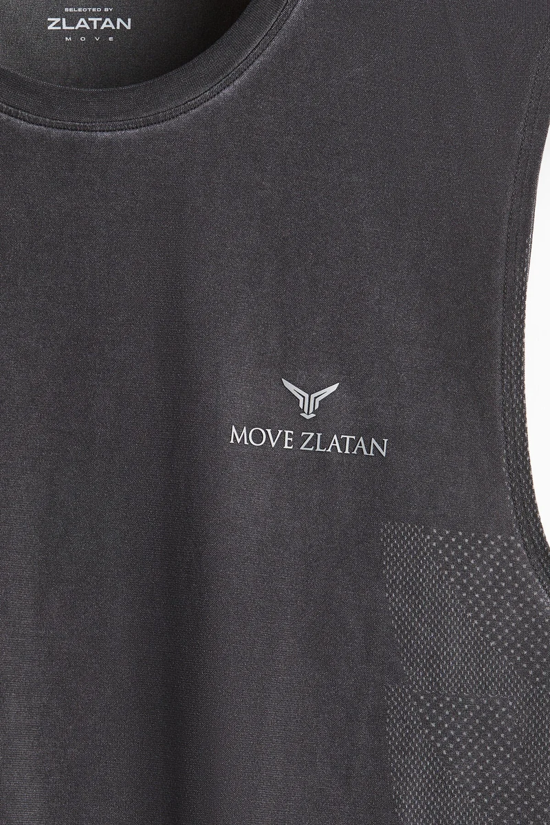 H&M  Muscle Fit Sports vest top for Men | Best Price UAE