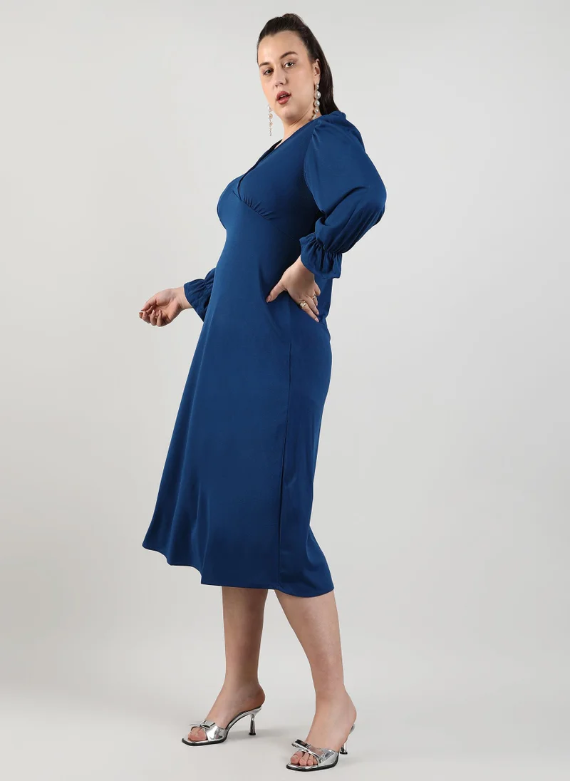 Instafab Plus Solid Cut-Out Midi Dress