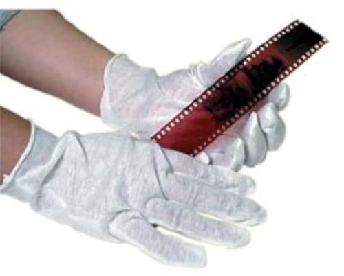 Promaster ~ Lintless Darkroom Gloves - Image 1
