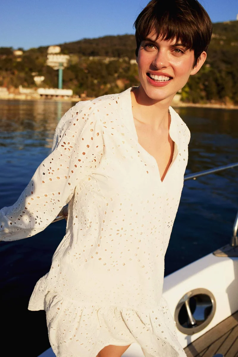 ديفاكتو Embroidered Long Sleeve Mini Beach Dress