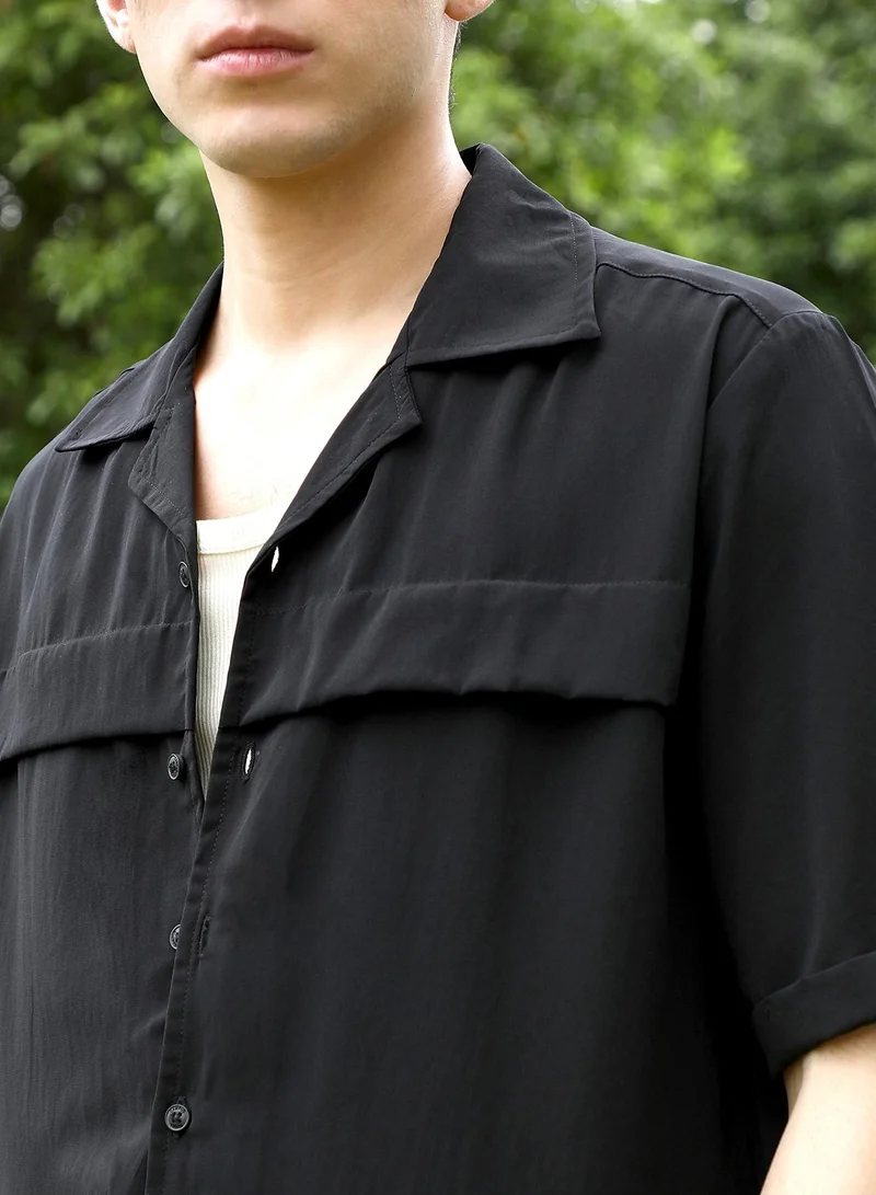 Campus Sutra Men's Black Cuban Collar Short Sleeve Shirt