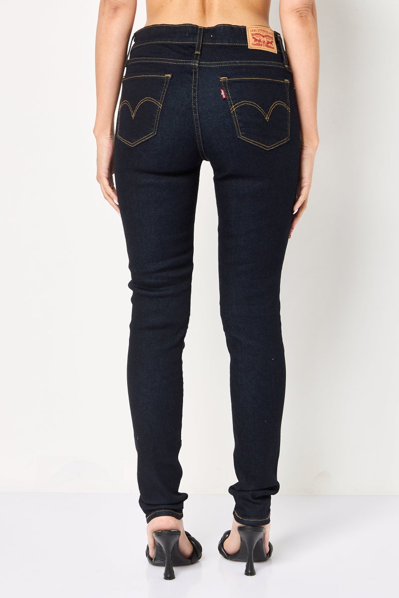 Levi's جينز نسائي ضيق عالي الخصر قابل للتمدد، أزرق دنيم - Image 4