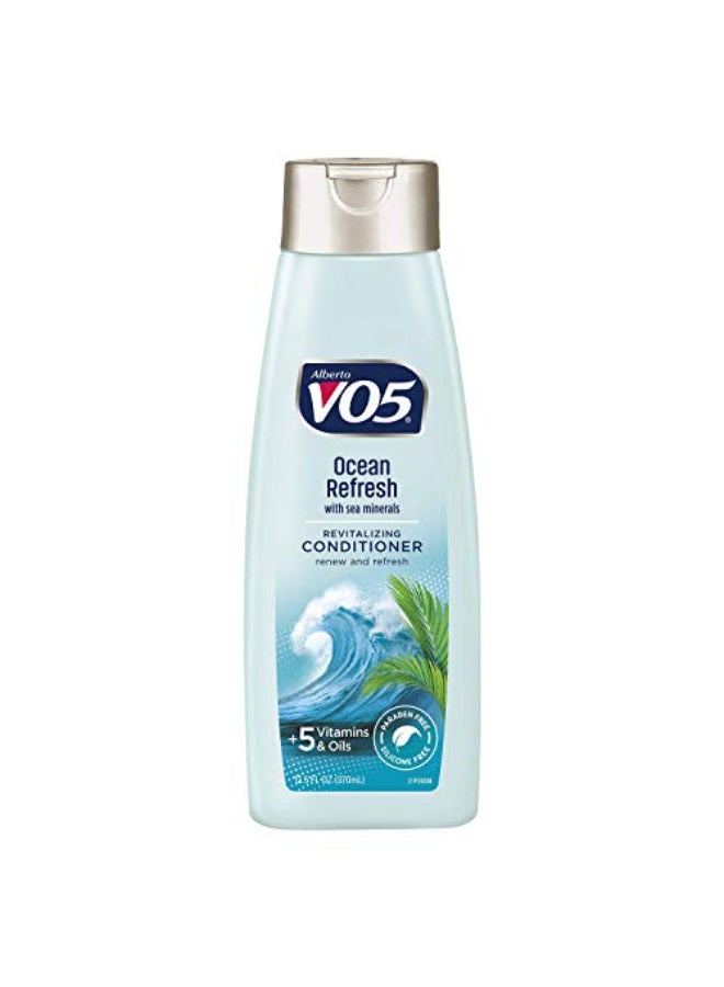 Alberto VO5 VO5 Ocean Refresh Revitalizing Conditioner 125 Fl Oz Sea Minerals Leaves Hair Looking Vibrant and Beautiful - Image 1