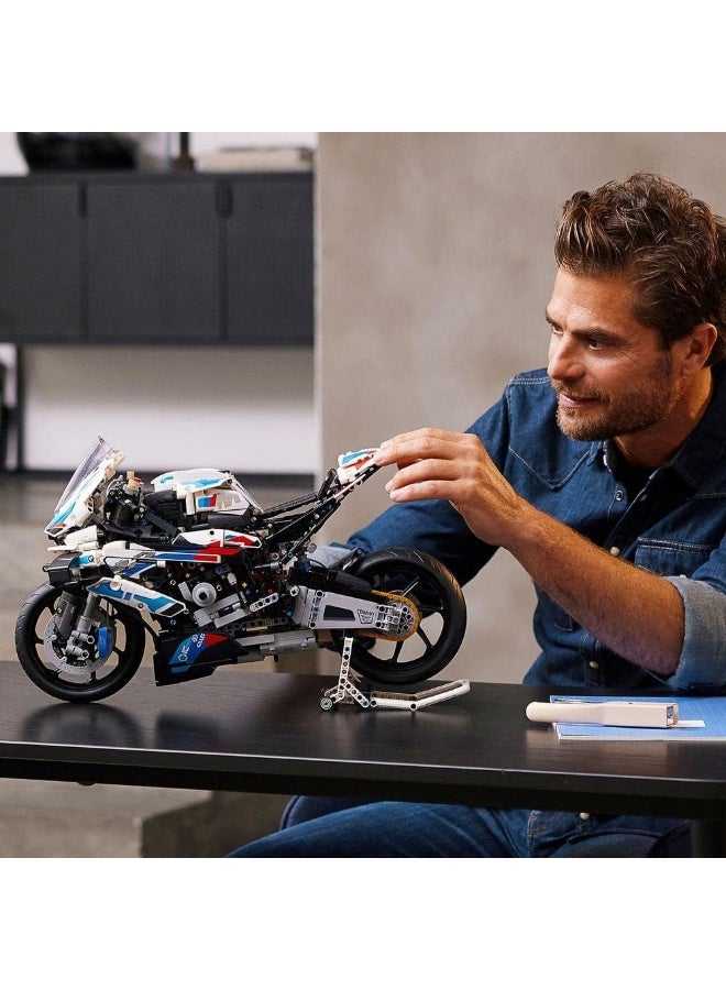 LEGO مجموعة بناء نموذج LEGO Technic BMW M 1000 RR 42130 (1,925 قطعة) - Image 2