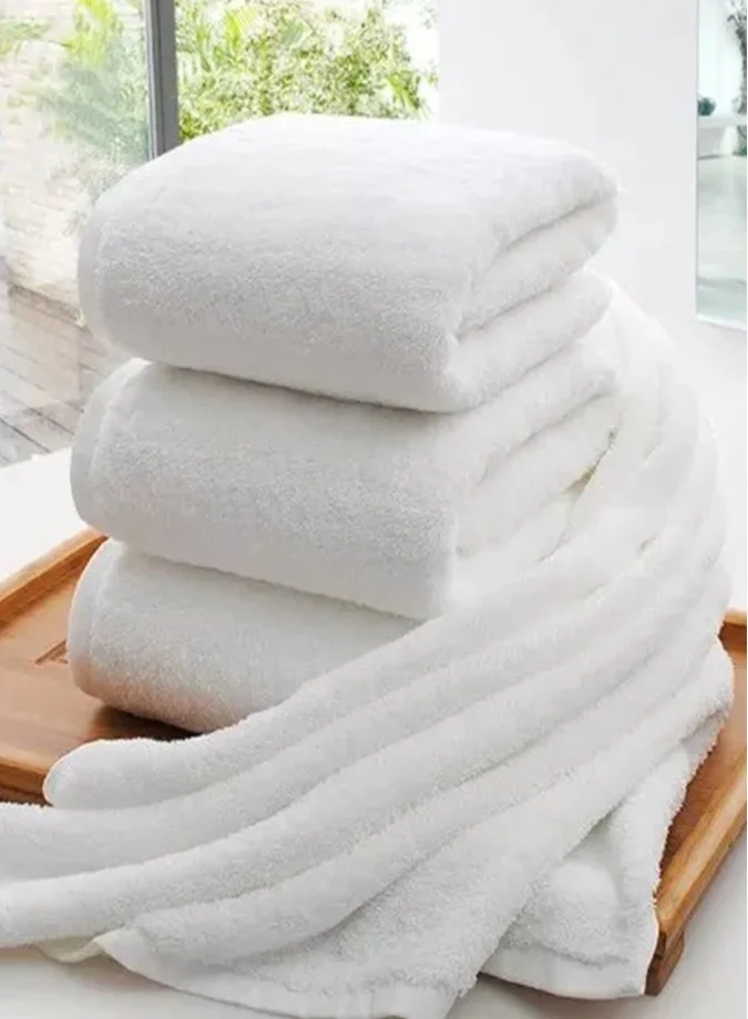 1Chase Premium SPA,GYM,POOL, SALOON Towels.100% Cotton Bath Towel Pack of 2 70x140Cm 650 GSM White