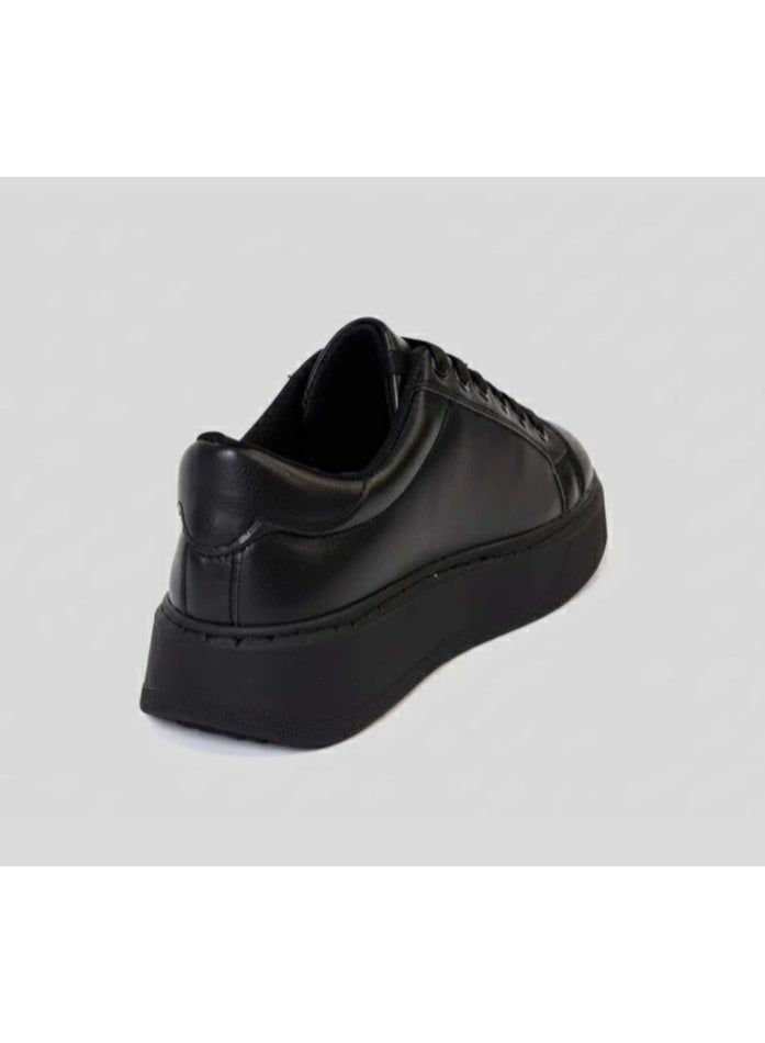 Amza black flat sneaker for every day use - Image 4