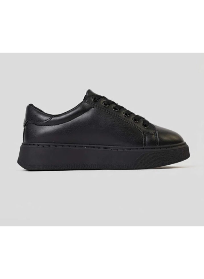 Amza black flat sneaker for every day use - Image 2
