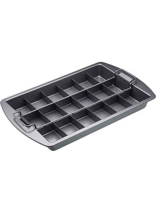 Metallic Ns Three Piece Brownie Pan Set - 23X33X4cm, Sleeved - pzsku/ZA7A39F6369F2E743BF00Z/45/_/1691728701/bea9f7e5-14e8-4cc8-a0ea-ac15e11f59c3