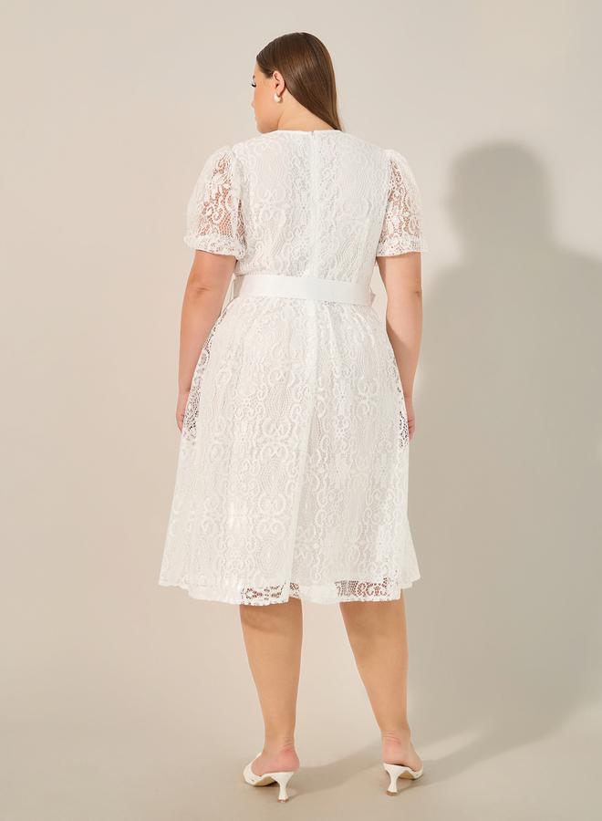 ستايلي فستان ميدي بحزام دانتيل - Image 5