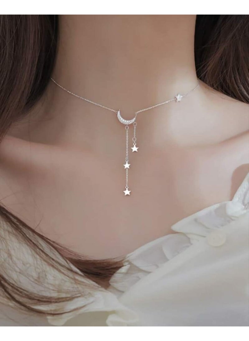 اكسوارات ار ايه عقد نسائي مميز من سلسله فضي بدلايات بتصميم هلال ونجمة لامع - Image 3