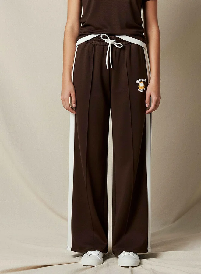 اس بي كاركترز Mid-Rise Wide Leg Joggers