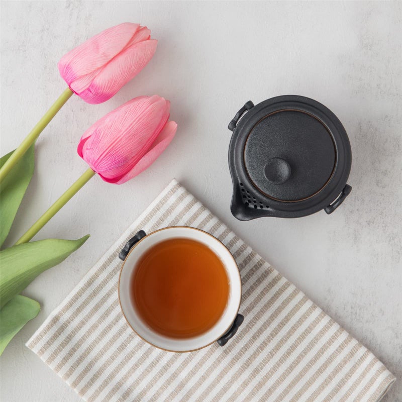 HEER Ceramic Travel Gaiwan Tea Set - Small Kungfu Teapot with Cup for One, Ideal Gift for Tea Lovers. - Image 4