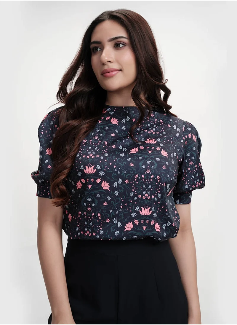 Zigzag Short Puffed Sleeve Printed Satin Blue Top