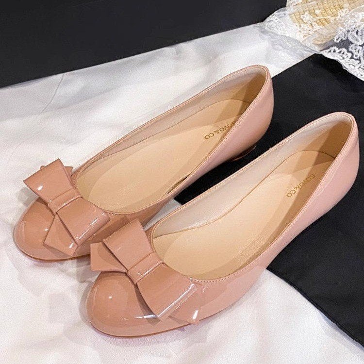 Women's Bow Slip-On Ballet Flat with Low Heel - Image 1