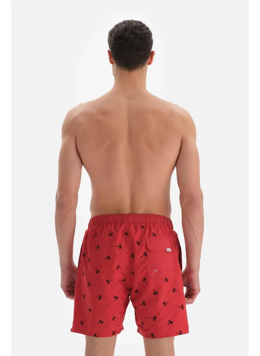 داجي Red Palm Embroidered Mid Shorts