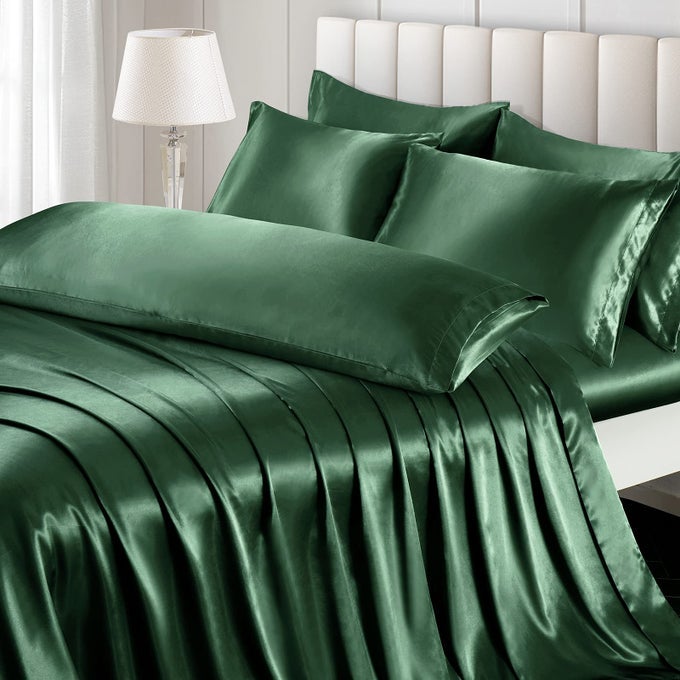 7 PIECES SATIN SHEETS SET QUEEN SIZE LUXURY SILKY EMERALD GREEN SATIN BED SHEETS SET WITH 1 DEEP POCKET FITTED SHEET 1 SOFT FLAT SHEET 4 QUEEN PILLOWCASES AND 1 BODY PILLOWCASE