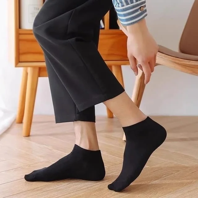 Deribond 1 Belt & 6 Cotton Socks