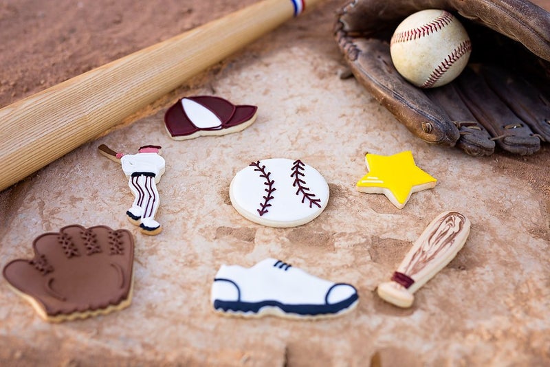 R&M International R&M International Baseball Cookie Cutters  Bat  Hat  Ball  Player  Glove  Star  Sneaker  7-Piece Set Silver  - Image 4