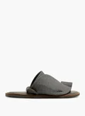 الواحة GREY