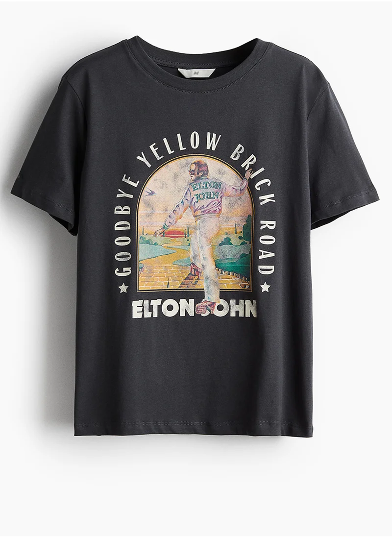 H&M T-Shirt With A Motif
