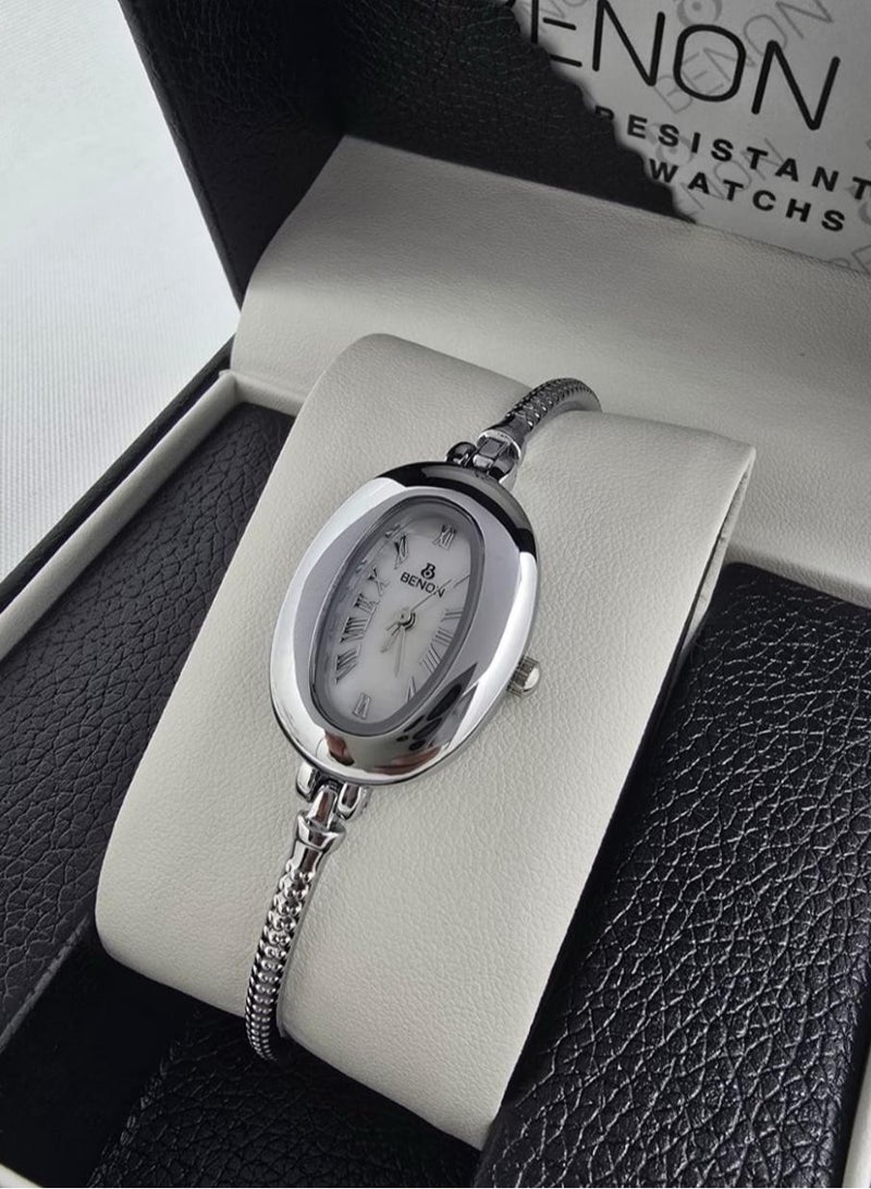 بينون ساعة يد نسائية ضد الماء حديثة وعصرية و بجودة عالية