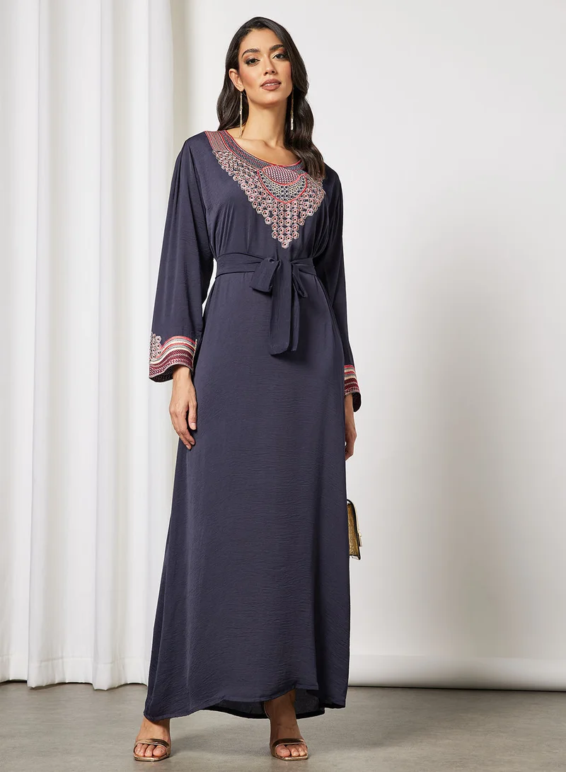 Hayat Jalabiya With Peacock Embroidery And Belt