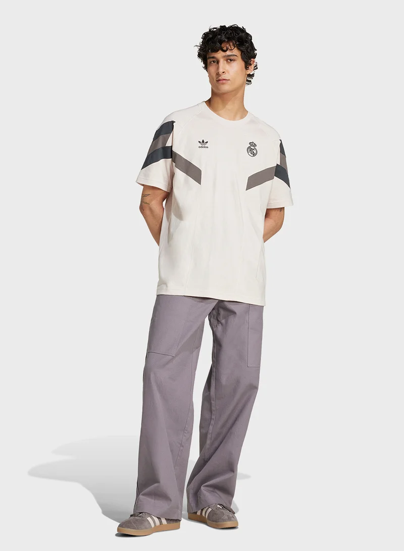 adidas تيشيرت ريال مدريد الأصلي