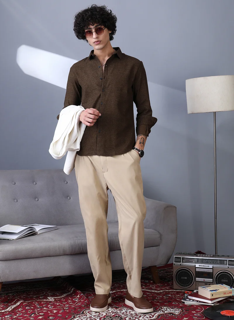 Campus Sutra Campus Sutra Men's Coffee Brown Solid Regular Shirt For Casual Wear | Spread Collar | Long Cuffed Sleeves | Button Closure | Shirt Crafted With Comfort Fit For Everyday Wear