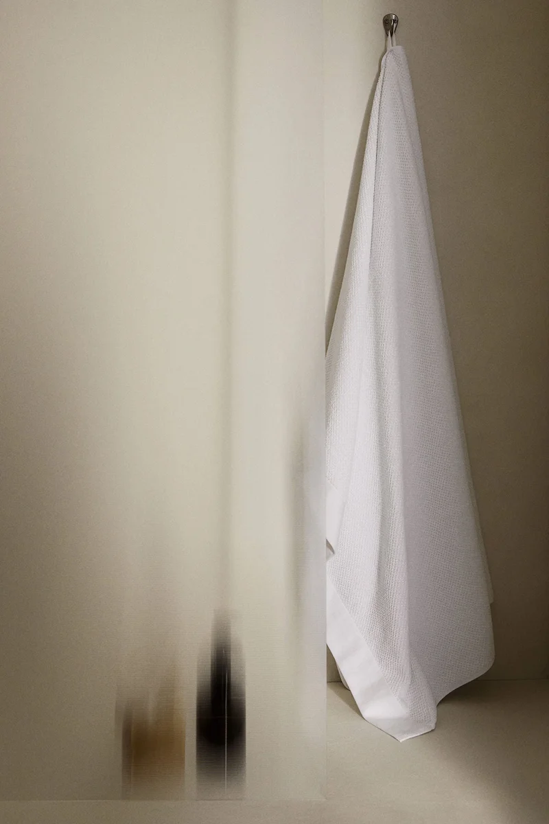 H&M Cotton terry bath sheet