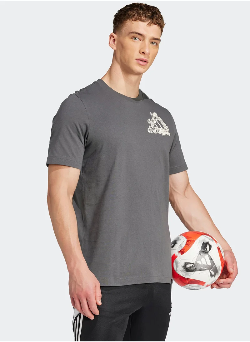 اديداس Football Kicks Graphic T-Shirt