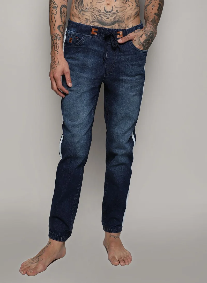 Campus Sutra Men's Side-Striped Dark-Wash Denim Jeans