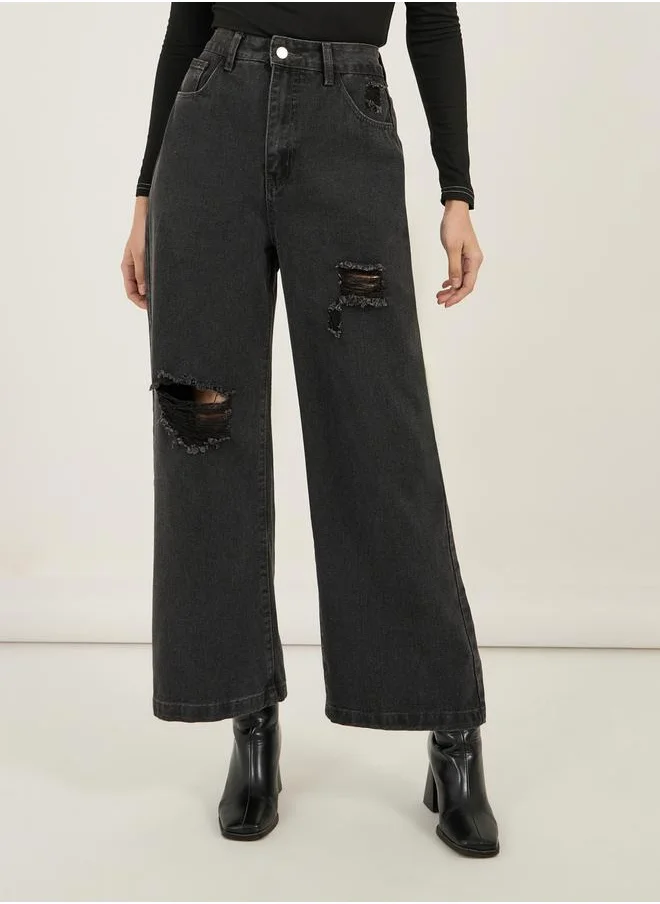 ستايلي High Rise Wide Leg Knee Distress Detail Jeans