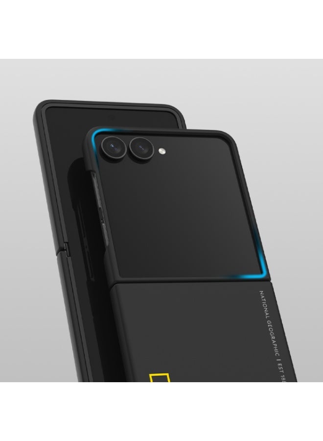 National Geographic Silicone Case (Galaxy Z Flip Series) Galaxy Z Flip 7 - Black - Image 3