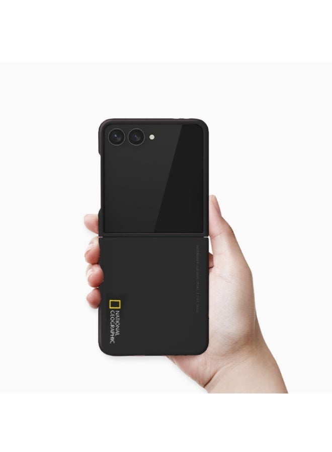 National Geographic Silicone Case (Galaxy Z Flip Series) Galaxy Z Flip 7 - Black - Image 4